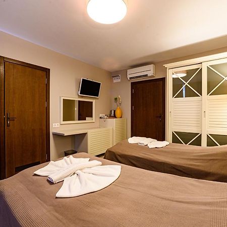 Antique Boutique Hotel Pavel Banya Extérieur photo