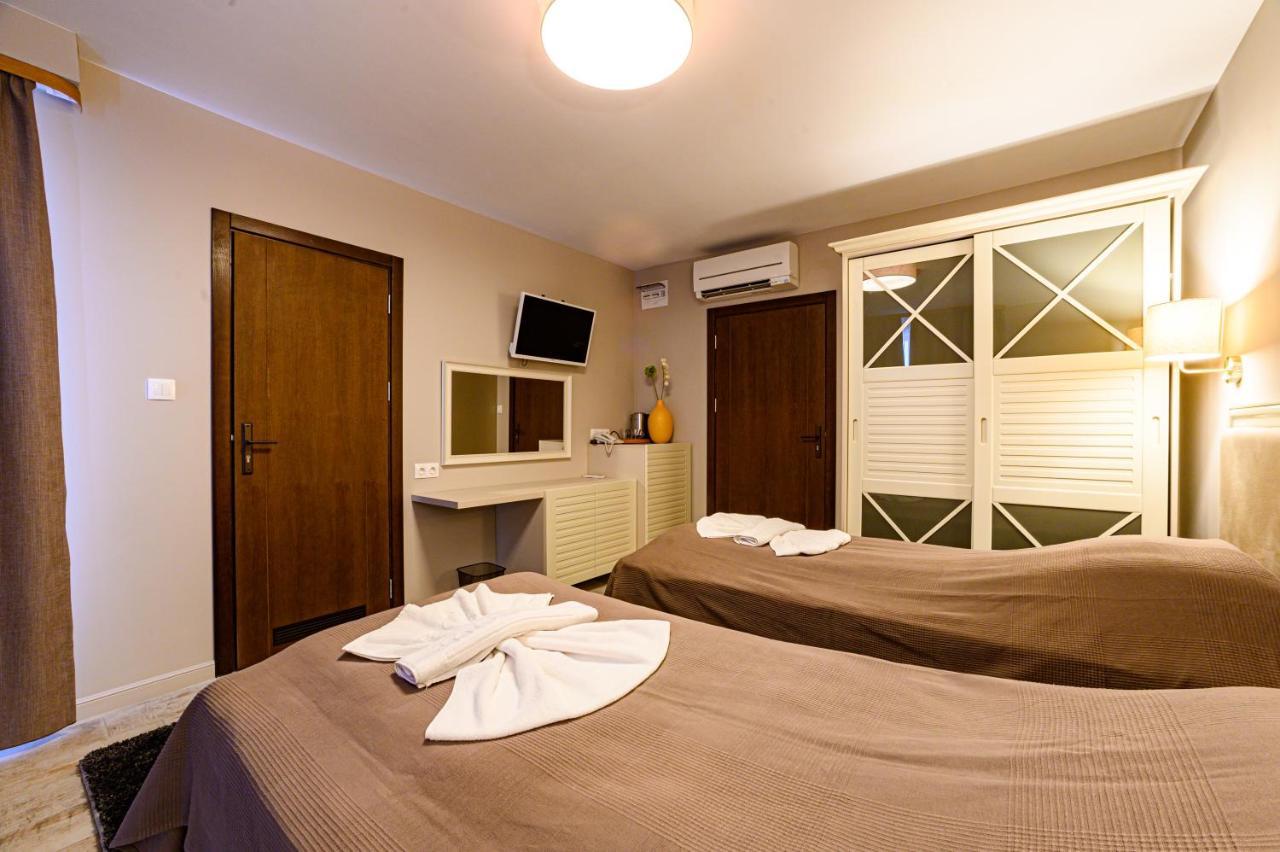 Antique Boutique Hotel Pavel Banya Extérieur photo