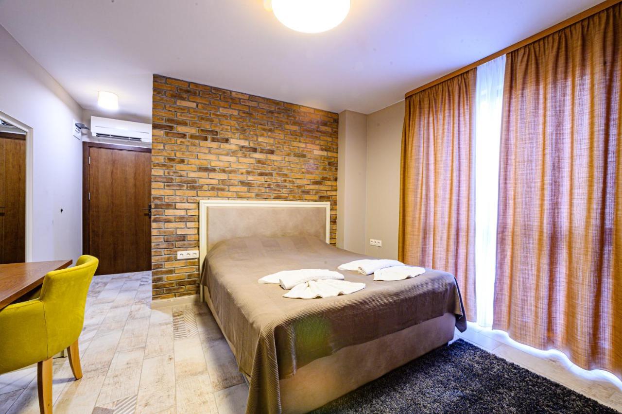 Antique Boutique Hotel Pavel Banya Extérieur photo