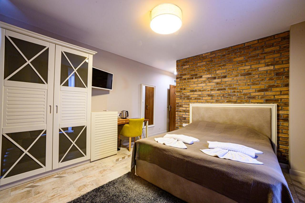 Antique Boutique Hotel Pavel Banya Extérieur photo
