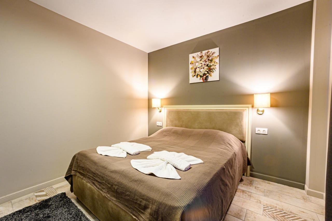 Antique Boutique Hotel Pavel Banya Extérieur photo