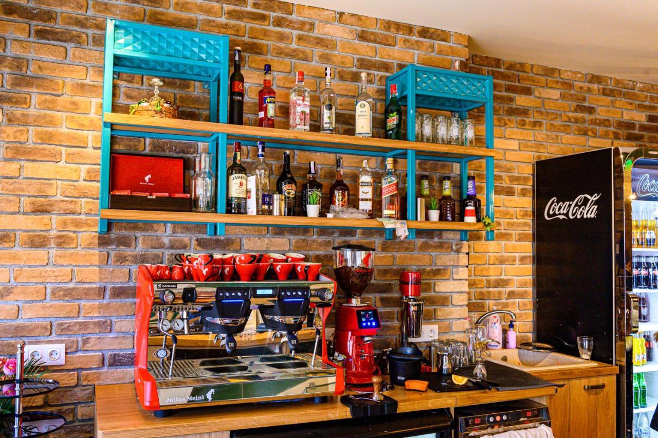 Antique Boutique Hotel Pavel Banya Extérieur photo