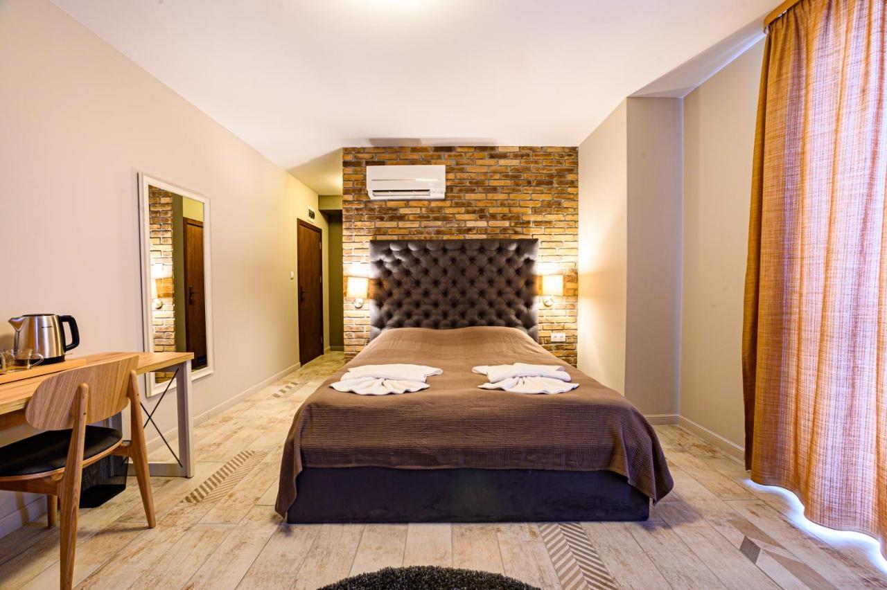 Antique Boutique Hotel Pavel Banya Extérieur photo