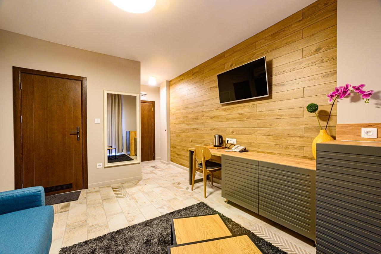 Antique Boutique Hotel Pavel Banya Extérieur photo