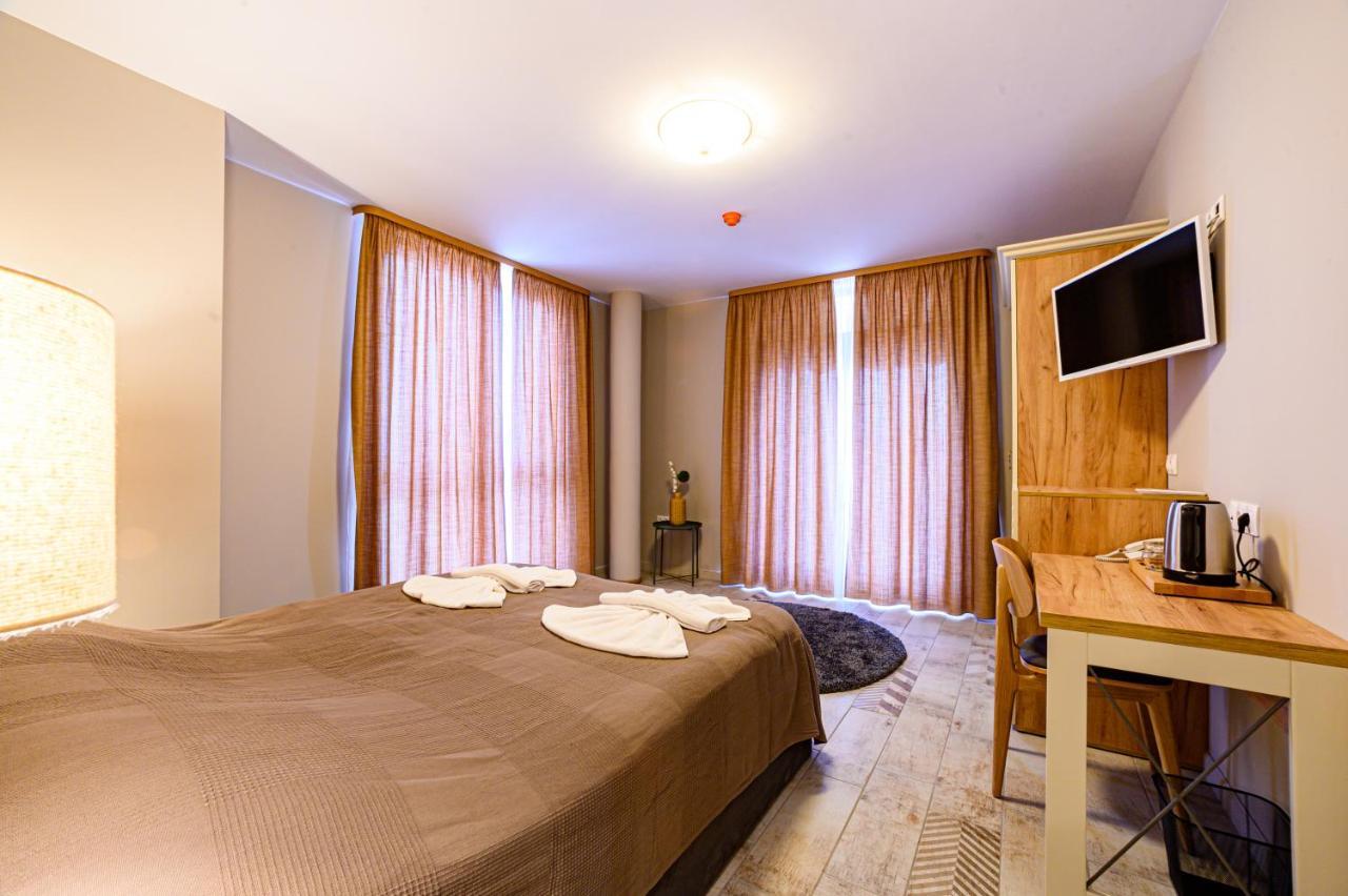 Antique Boutique Hotel Pavel Banya Extérieur photo