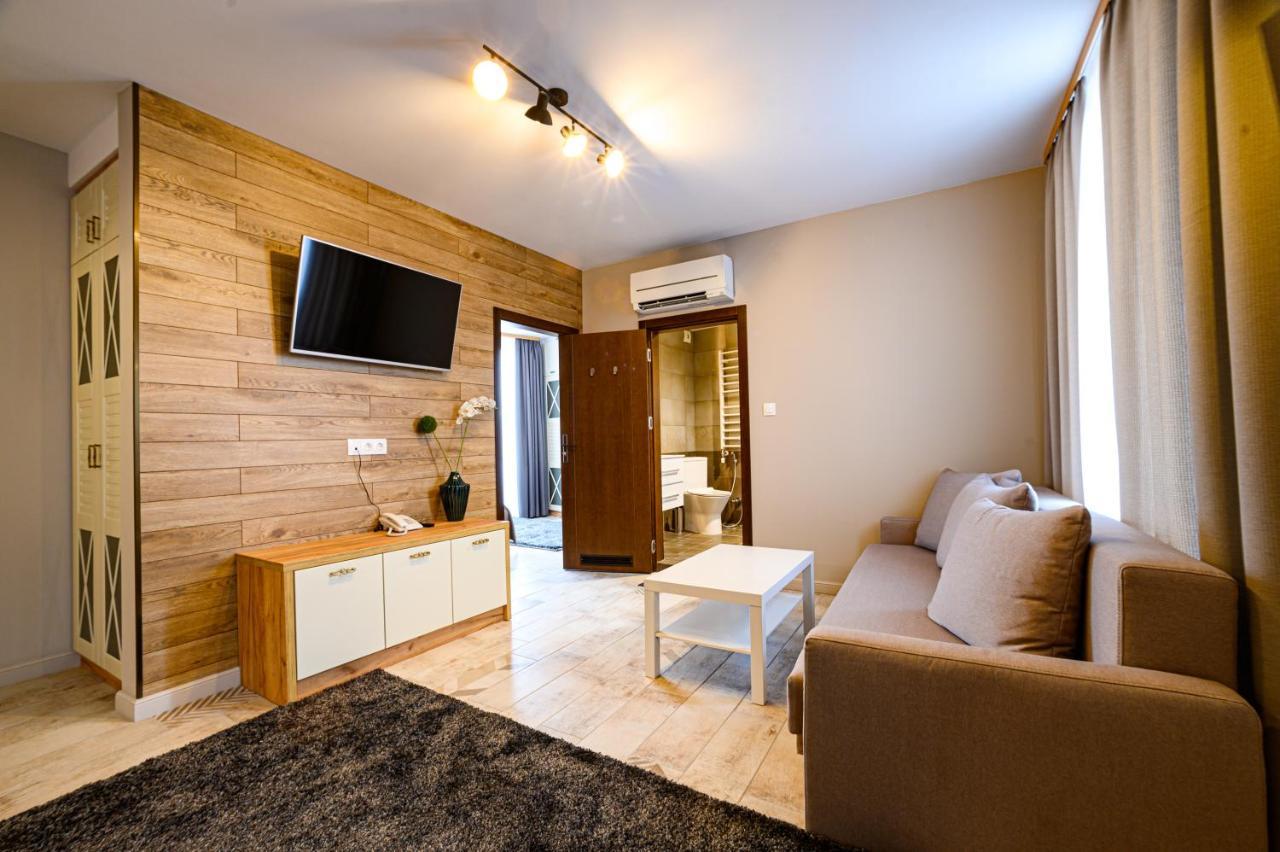 Antique Boutique Hotel Pavel Banya Extérieur photo