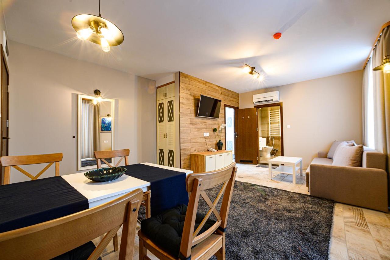 Antique Boutique Hotel Pavel Banya Extérieur photo